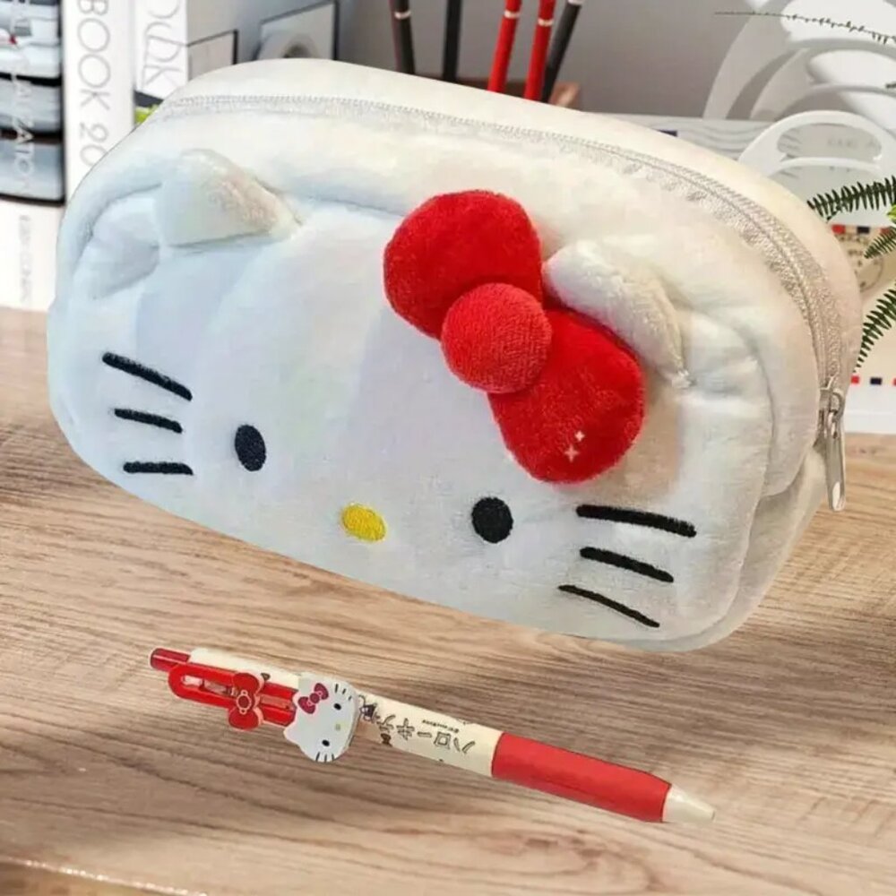 Adorable Plush Hello Kitty Makeup Bag - Picture 6 of 6